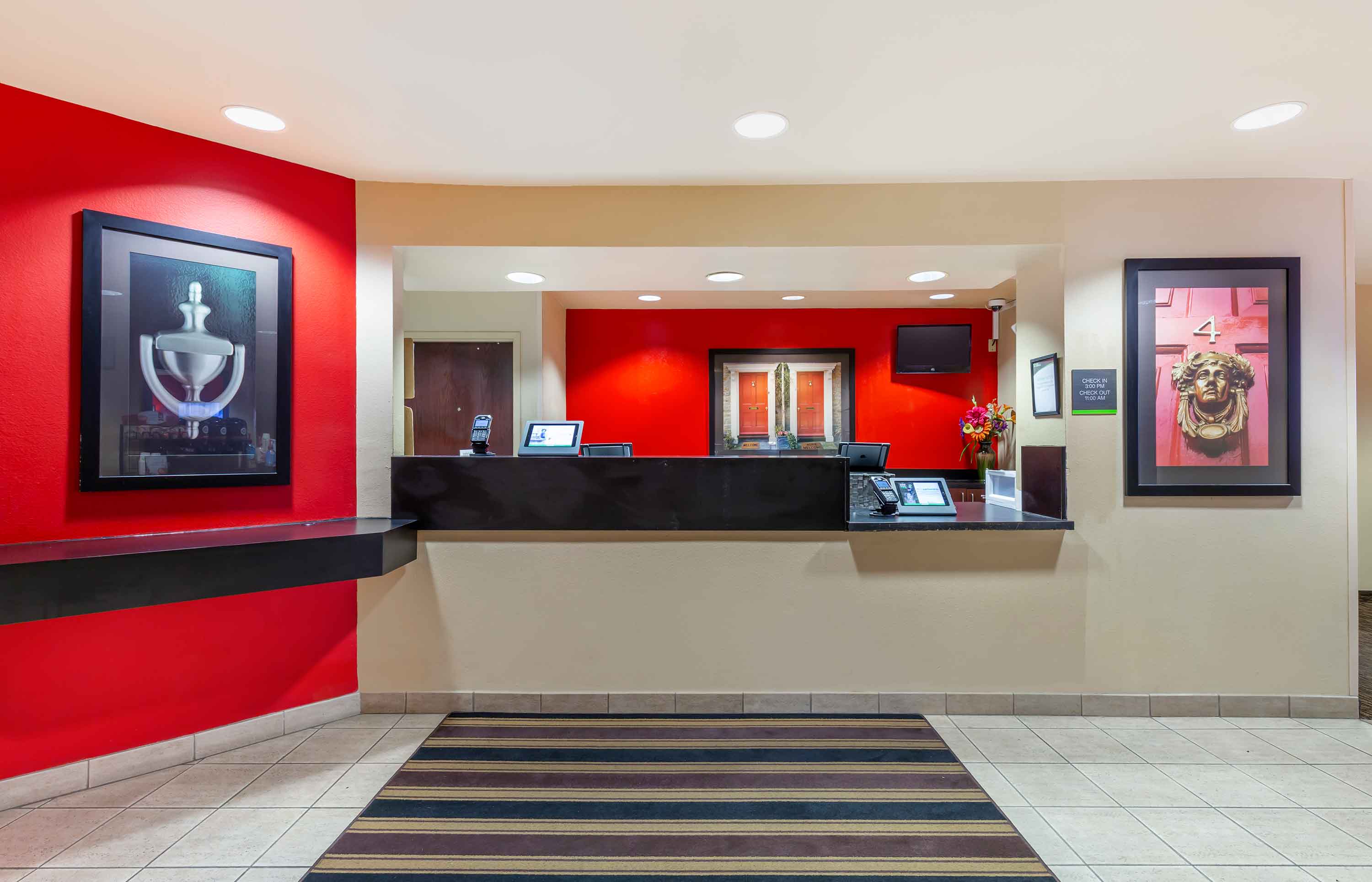 Lobby and Guest Check-in