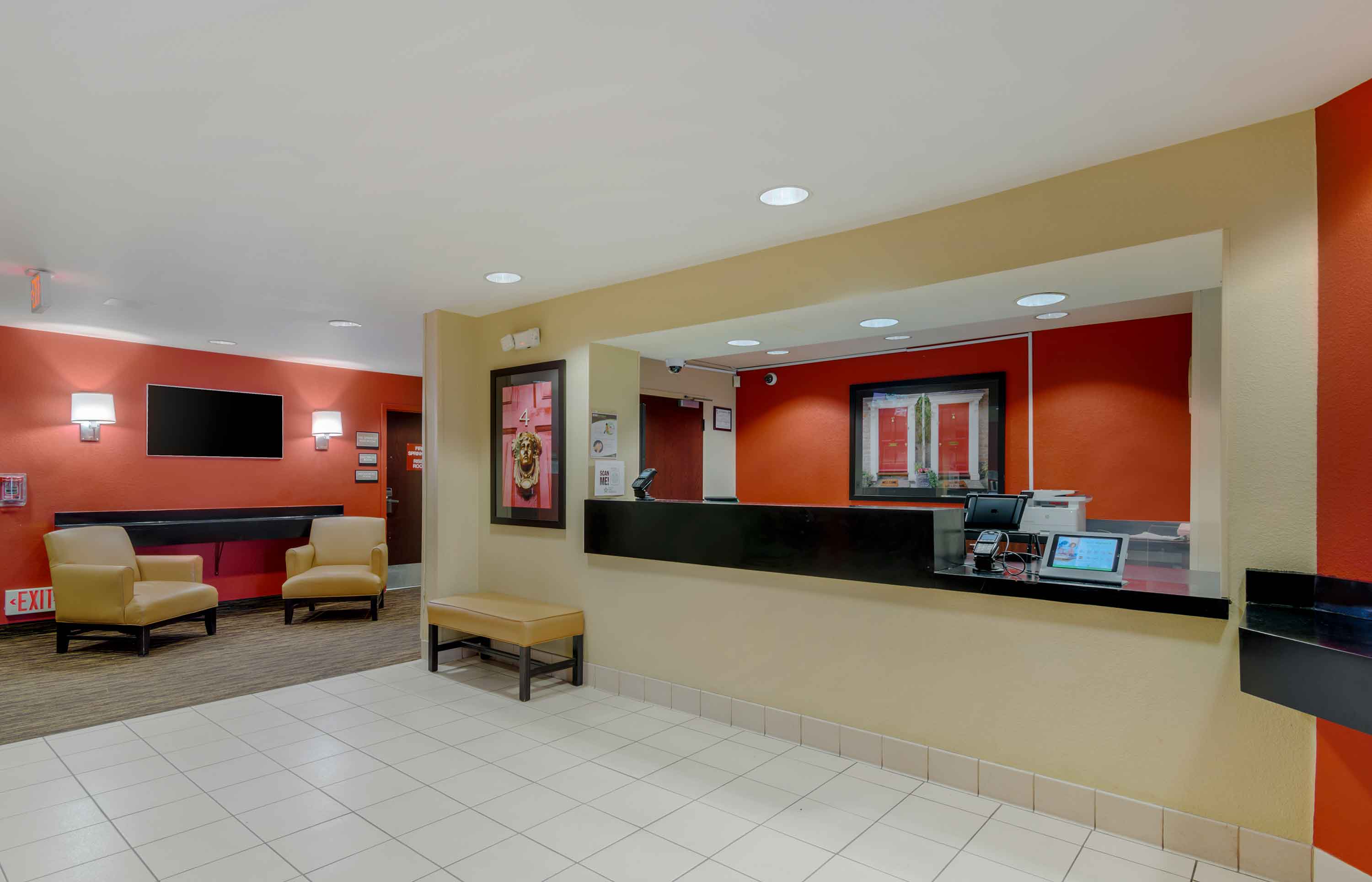 Lobby and Guest Check-in