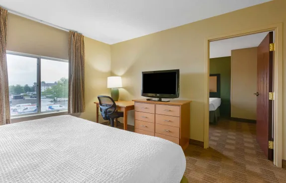 1 Bedroom Suite - 2 King Beds